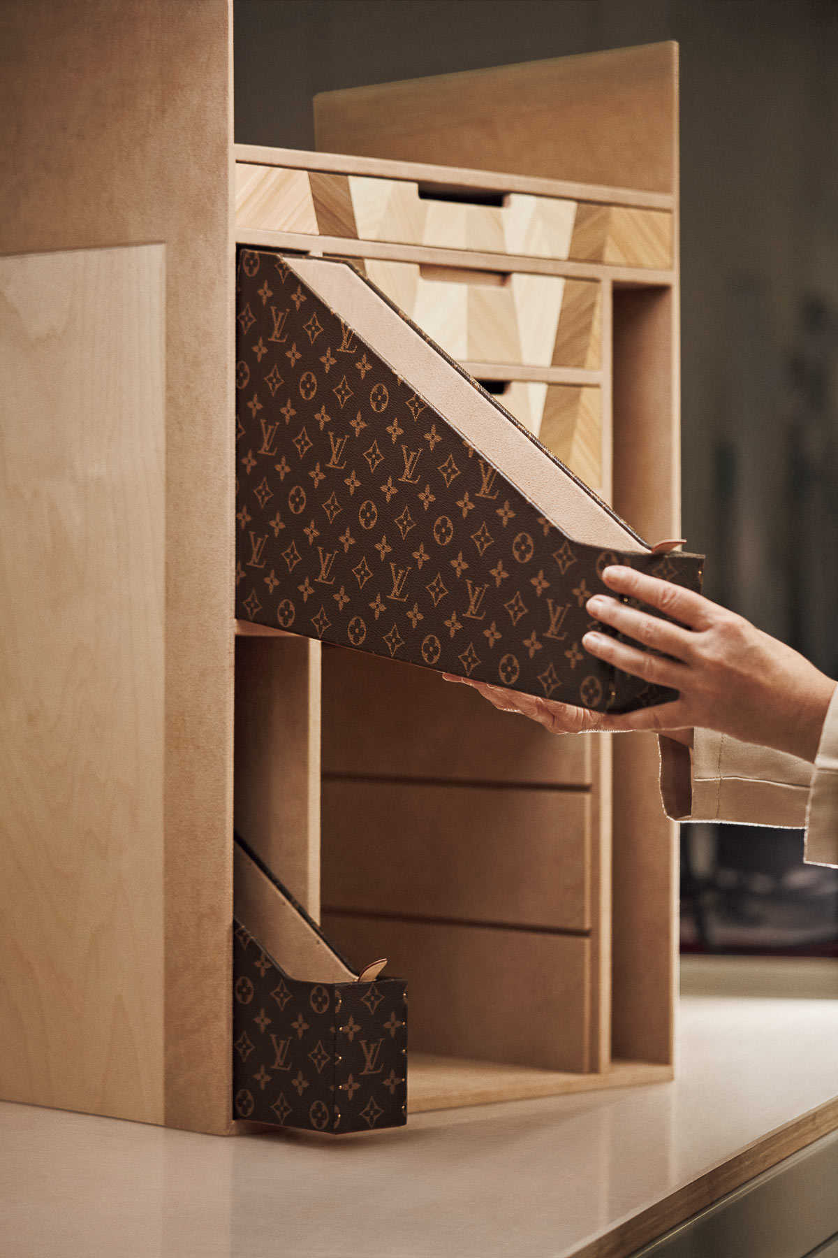 どんなファッションにも♪【Louis Vuitton】スリムトランク 60591-796-