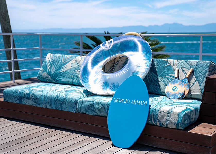 S.O.S fp 天神VIORO店のオープン記念で登場海好きの胸元にもぴったりな