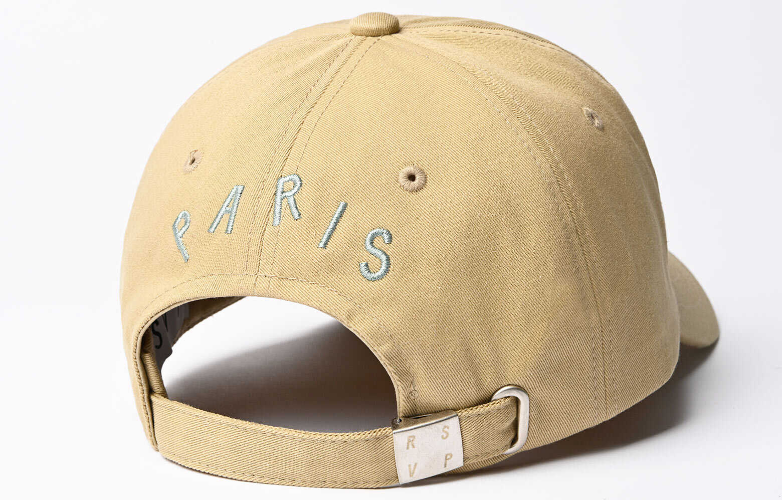 洒落者も注目する〈RSVP Paris〉の小物！大人にふさわしい