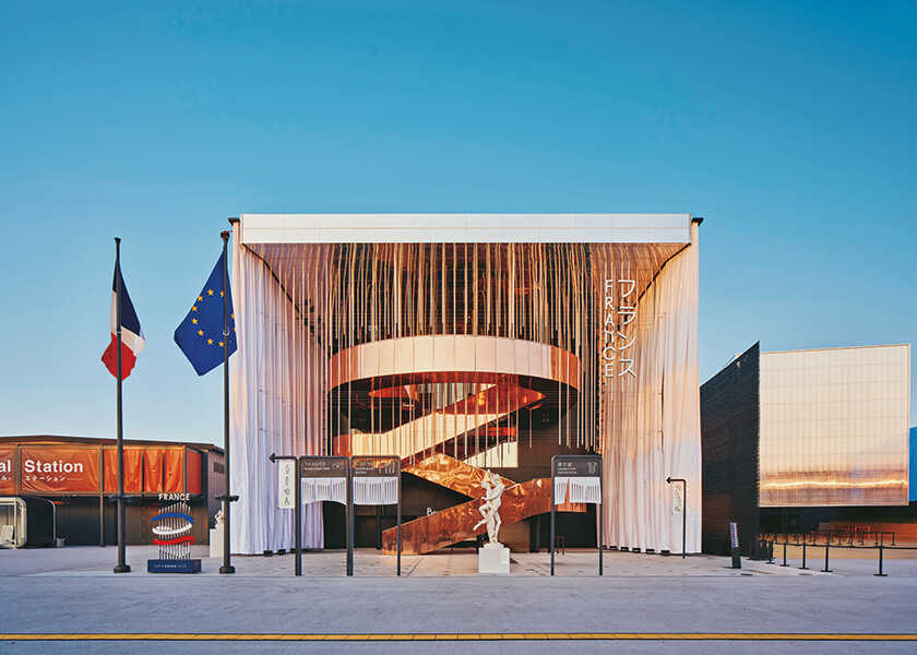 ハートに火をつけて！“大阪・関西万博”、フランス館の来場者を魅了する