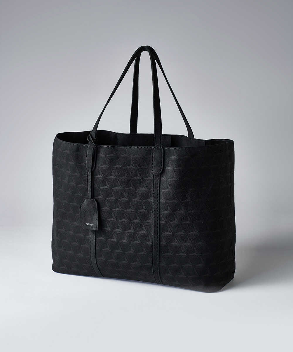 ESTIVANT ALL BLACK 100 エスティバン　限定 人気バッグ〈エスティバン〉が全国の〈メンズビギ〉ショップで手