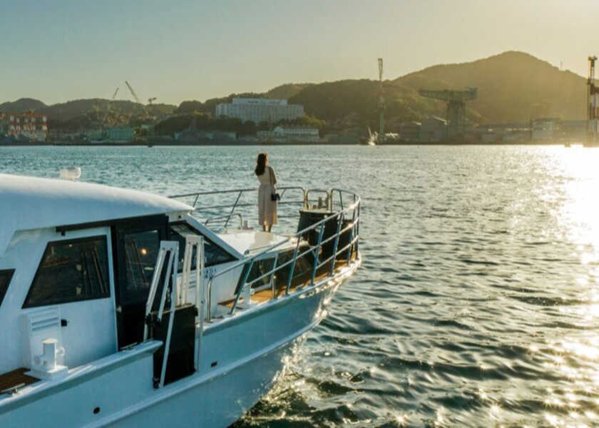 長崎の夜景と軍艦島を独占! 『ホテルインディゴ』が贈る極上のサンセット・クルーズ!