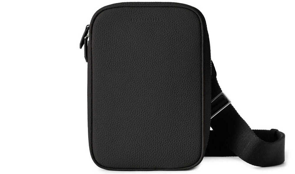 松坂桃李が選んだバッグは〈ボナベンチュラ〉！休日によく似合うのは