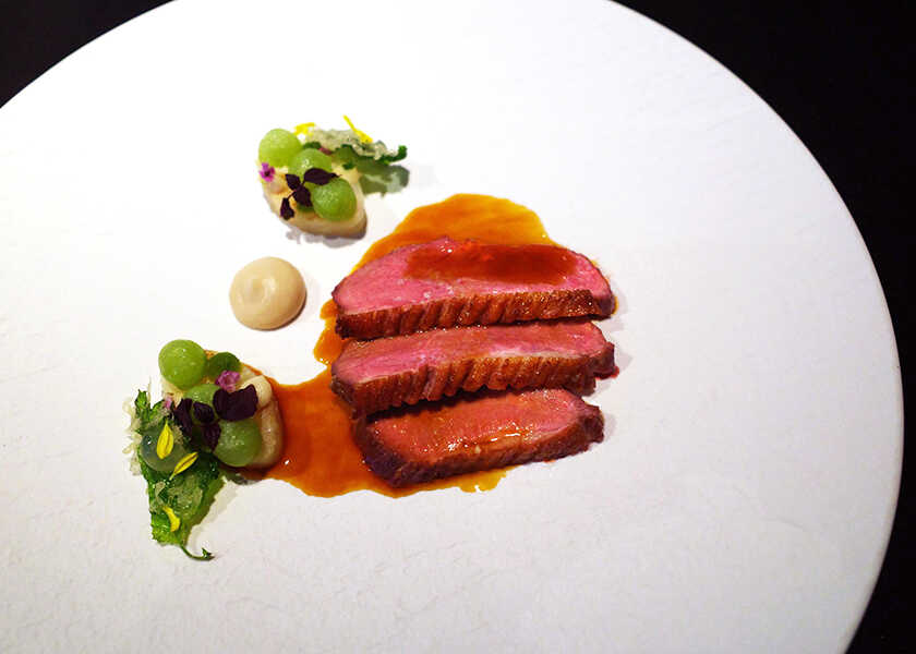グルメジャーナリスト東龍のホテルグルメで“口福”体験！ Vol.88〈ザ・ペニンシュラ東京〉ピーター（Peter）〈ザ・ペニンシュラ東京〉のレストラン〈ピーター〉で、日本ならではの鮮やかな“モダンフレンチ”を堪能！　