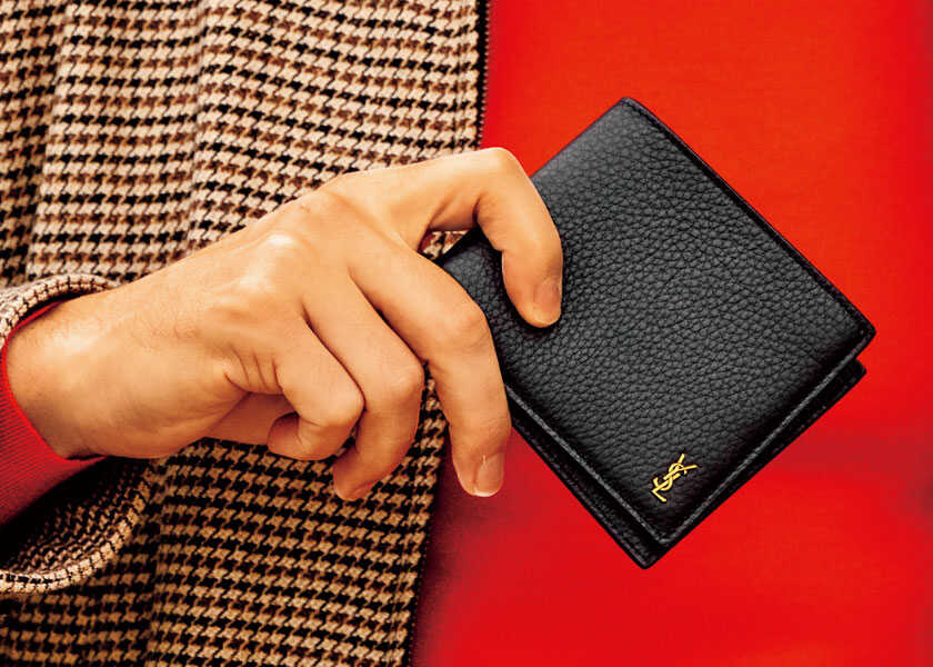 サンローラン〉なら小さくても格上感あり！大人の革小物はさりげなロゴ