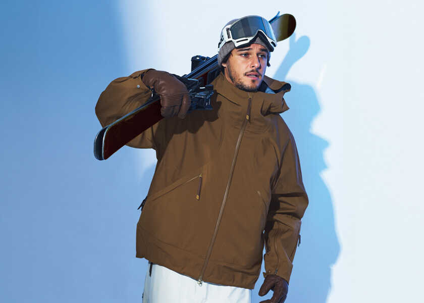 創業地“小矢部”の名を冠した〈ゴールドウイン〉のプレミアムな1着！大人のスキーウエアは上質感と快適さで選ぶ！