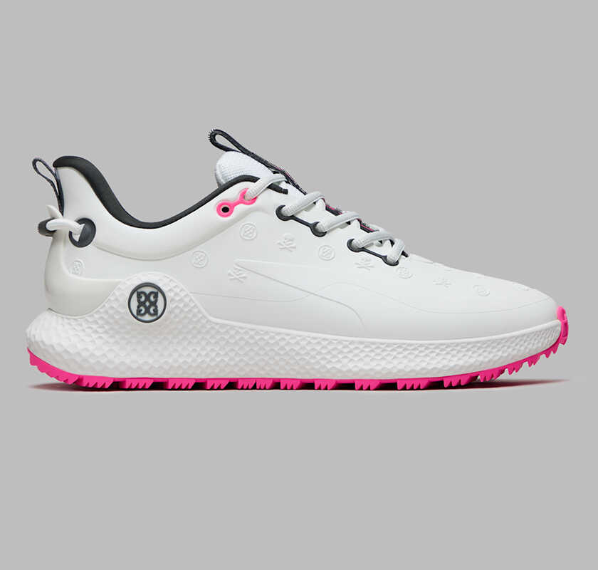 グリーンから街まで！〈ジーフォア〉から革新的なゴルフシューズが登場