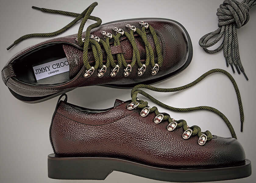 FOCUS ON 今月注目したいモノ・コト！上品なのにアウトドア顔。遊び心のある男は足元から違う⁉