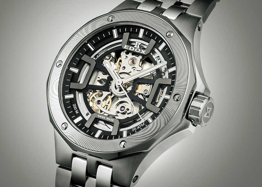 FOCUS ON 今月注目したいモノ・コト！“引き締まった”ケースに魅力を満載したダイバーズ！　