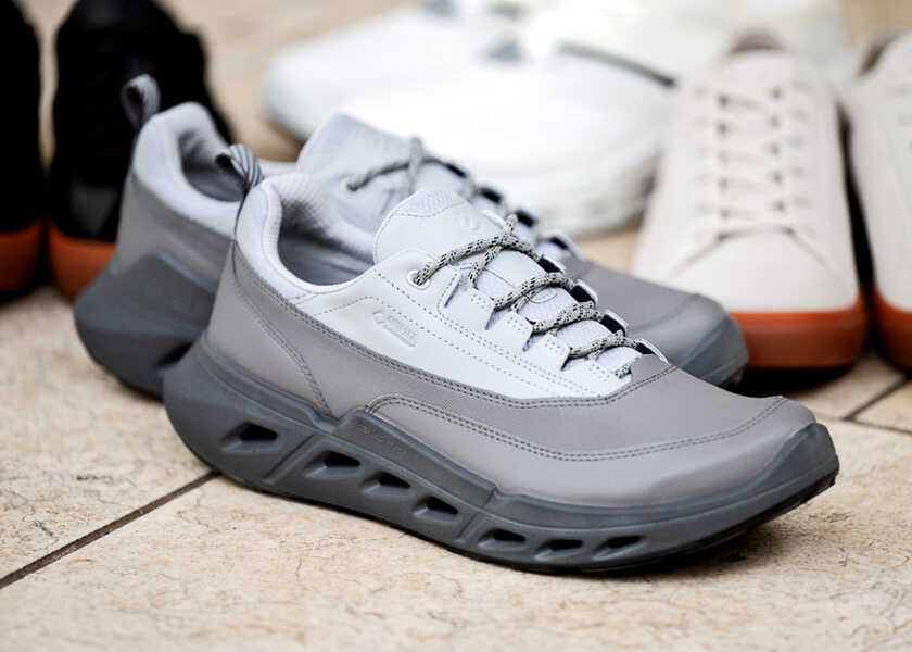 見た目も履き心地もいい〈エコー〉の新作シューズ！格上感の演出はこだわりのレザースニーカーで！