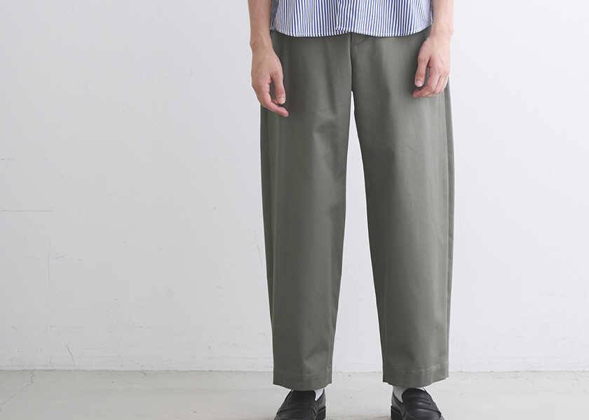 この美シルエットは手放せなくなる！ 〈トラディショナル ウェザーウェア〉自慢の、今どき感高まるワイドスラックスに注目！