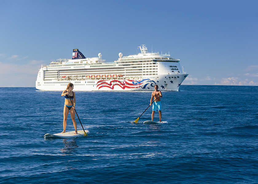 "ハワイをどう旅するか"に新たな選択肢! 海から巡る、余白のあるラグジュアリー体験!