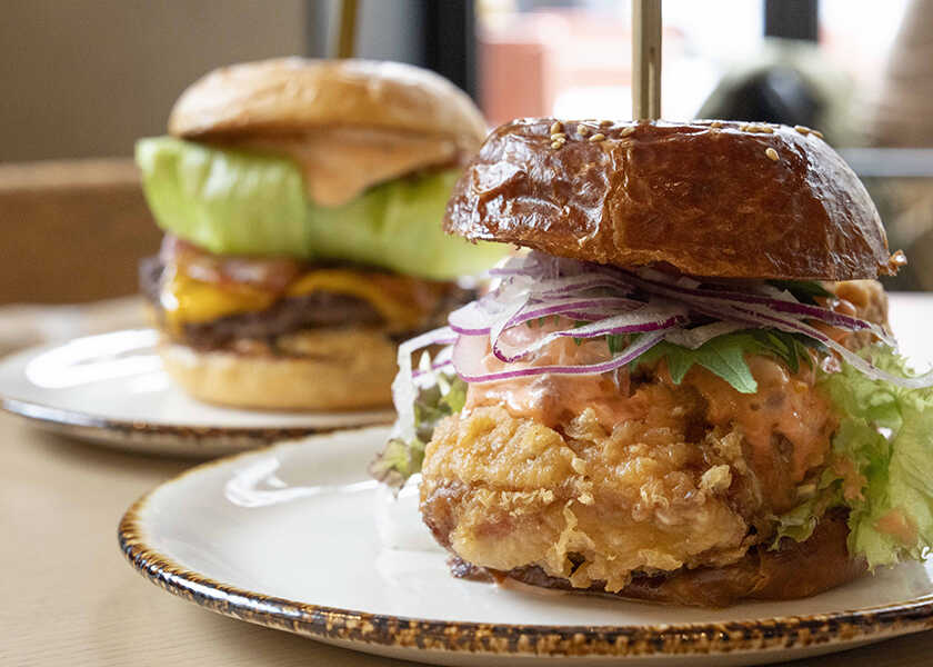 金融ビジネスマンの間でも人気!? 兜町で話題のホテルが提供する、 期間限定ハンバーガーが話題！