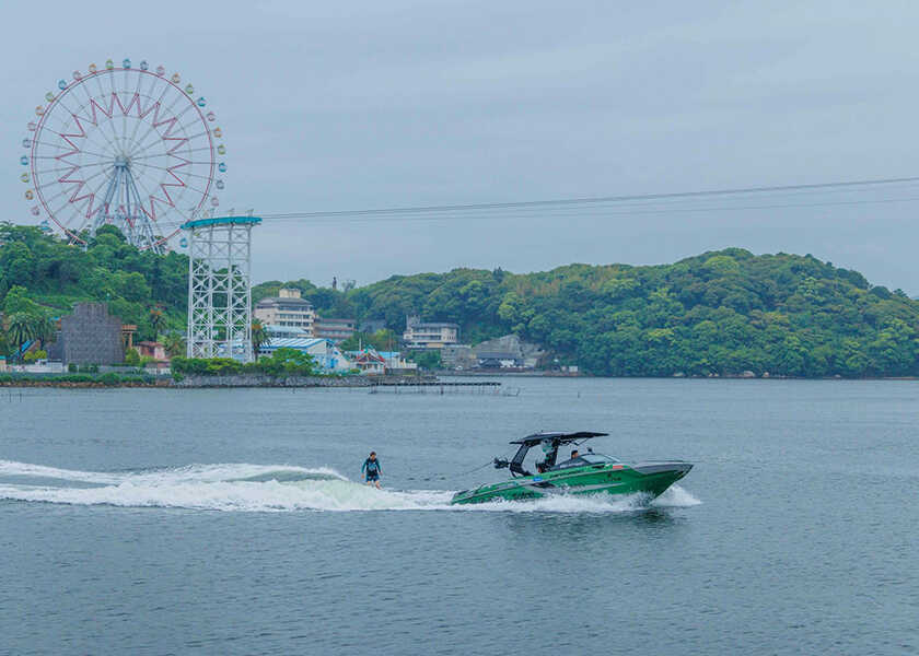 世界最高峰のウェイクサーフィンツアーWSWSジャパンシリーズ第2戦!旅先としても人気の浜名湖で開催