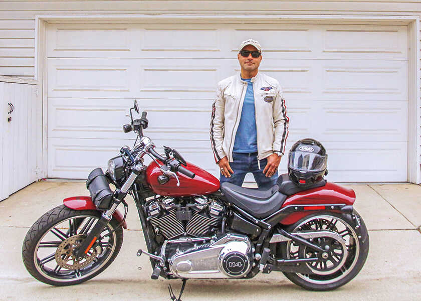 カリフォルニアのモーターサイクリスト! Vol.48旬なカスタムが詰まった迫力ある西海岸ハーレー! 〈ハーレーダビッドソン〉ブレイクアウト