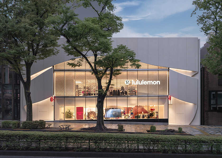 〈ルルレモン〉が東京・原宿にグローバル旗艦店をオープン！