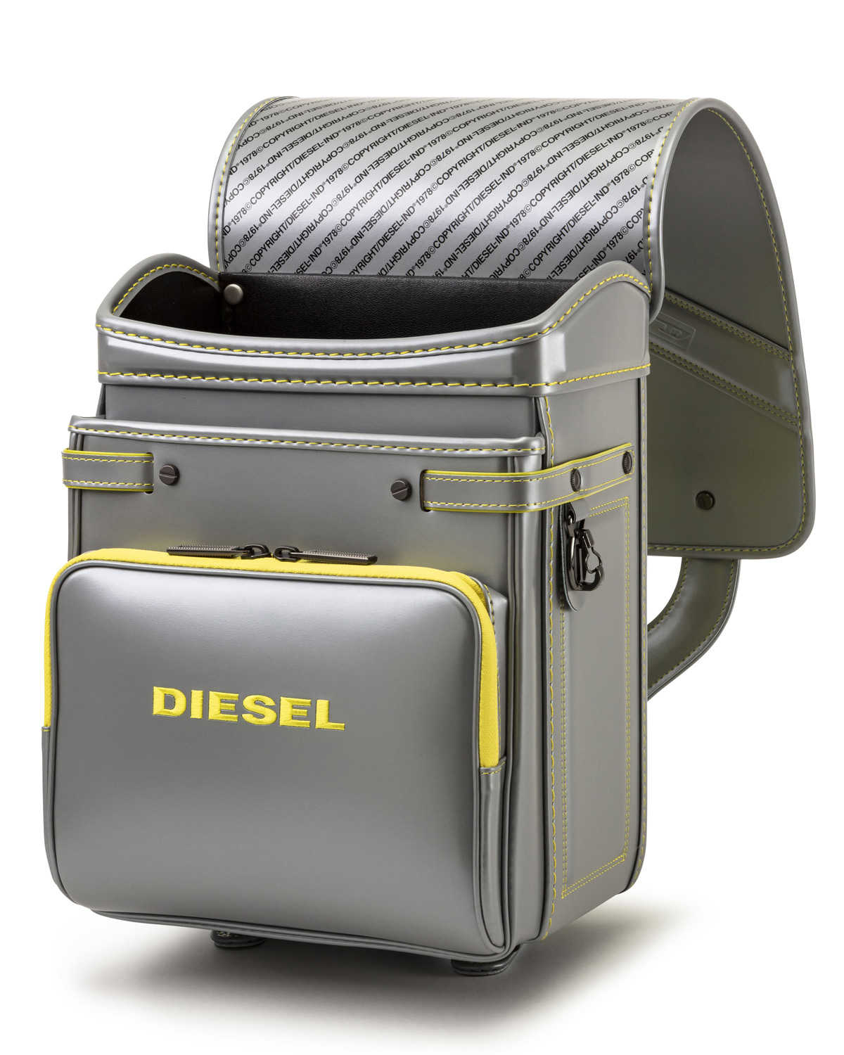 新品 DIESEL ランドセル　ディーゼル【最終値下】