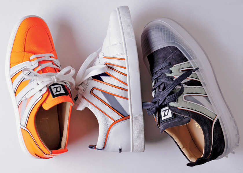 Catch the Wave！ ［フェンディ／エンボス加工フード付きレザー