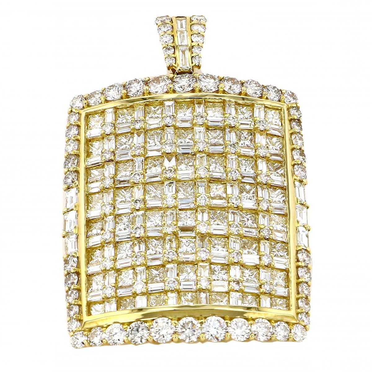 総合格闘家の朝倉未来が身に纏う、〈レガリア〉ってどんなブランド