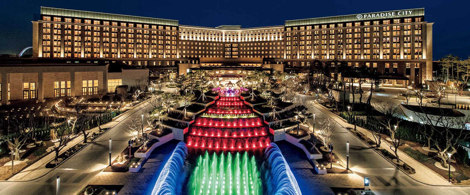 Urban Safari CLOSE-UP BRAND パラダイスシティ＂パラダイスシティ＂を堪能する。