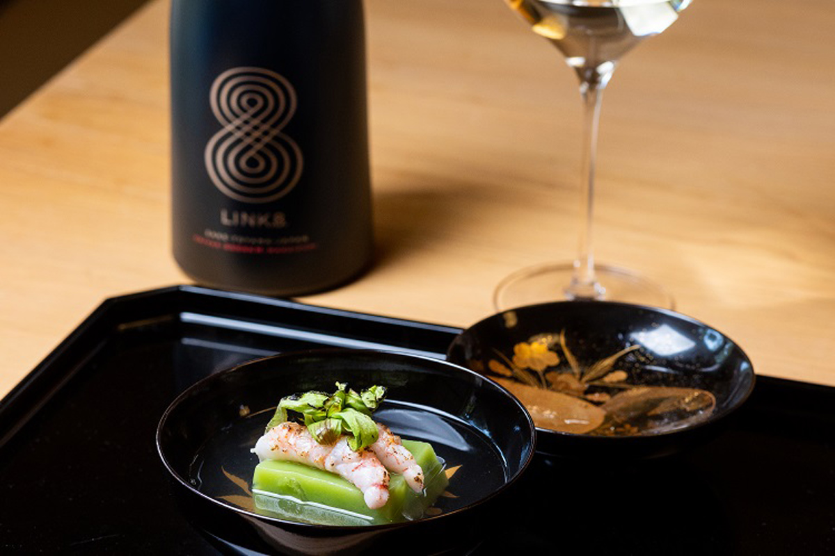 シーバスリーガルの樽で熟成し、ブレンドした日本酒“リンク８”と旬の懐石料理のペアリングの妙！