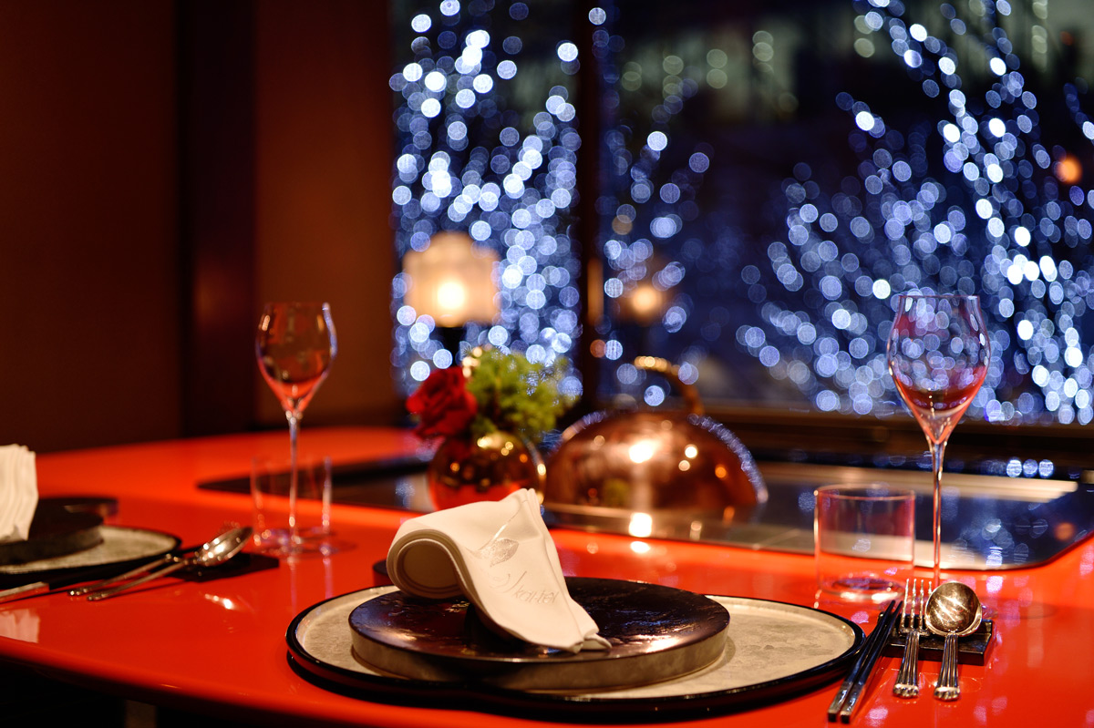 【クリスマスのレストラン2023】場所と料理の組み合わせで、はずさないレストラン4選！