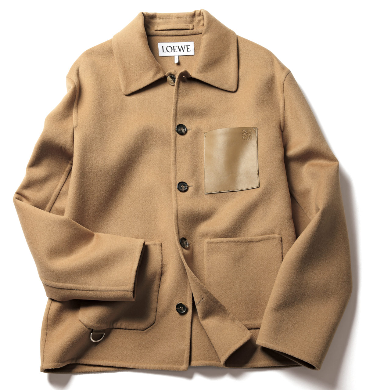 【マイケル・トマシエロ】の愛用ブランドは、〈ロエベ〉のジャケット＆〈リモワ〉のバッグ！