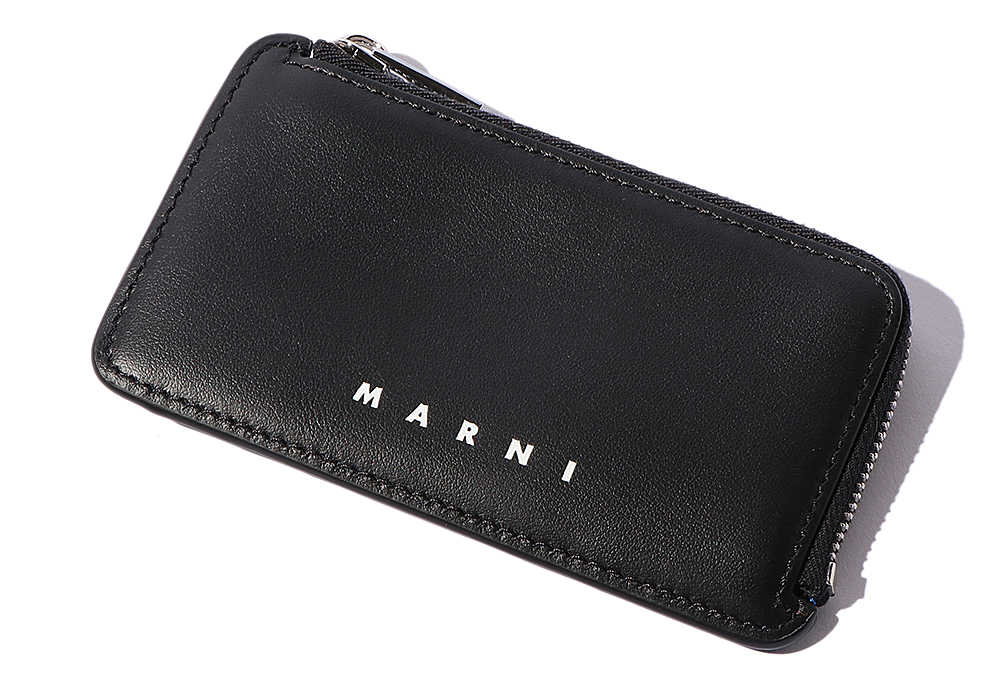 〈マルニ〉のスタイリッシュな財布５選！
