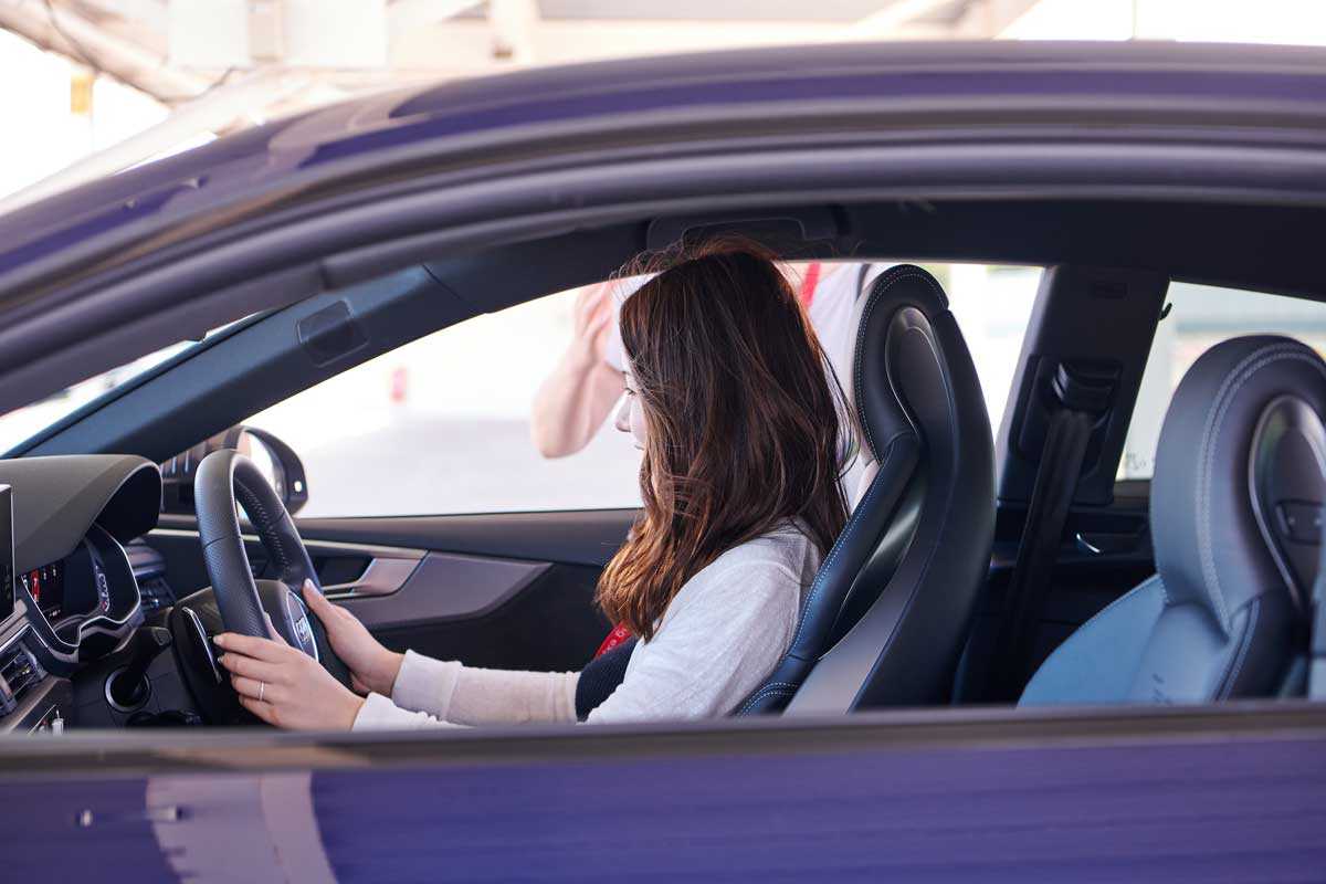 アウディ が女性向けドライブレッスンを初開催 運転技術が上達するその内容とは Cars Safari Online