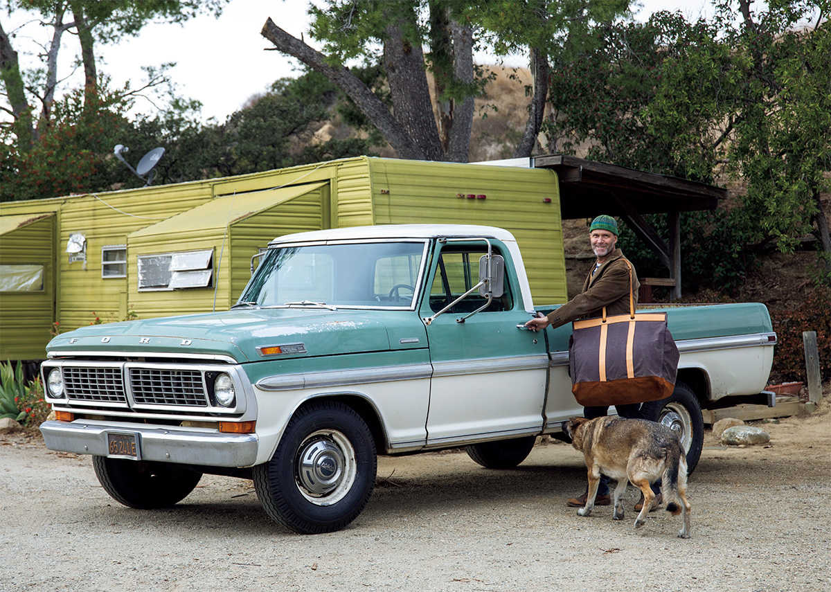 カリフォルニアの「くるまにあ」 vol.12Ford F-250 Camper Special