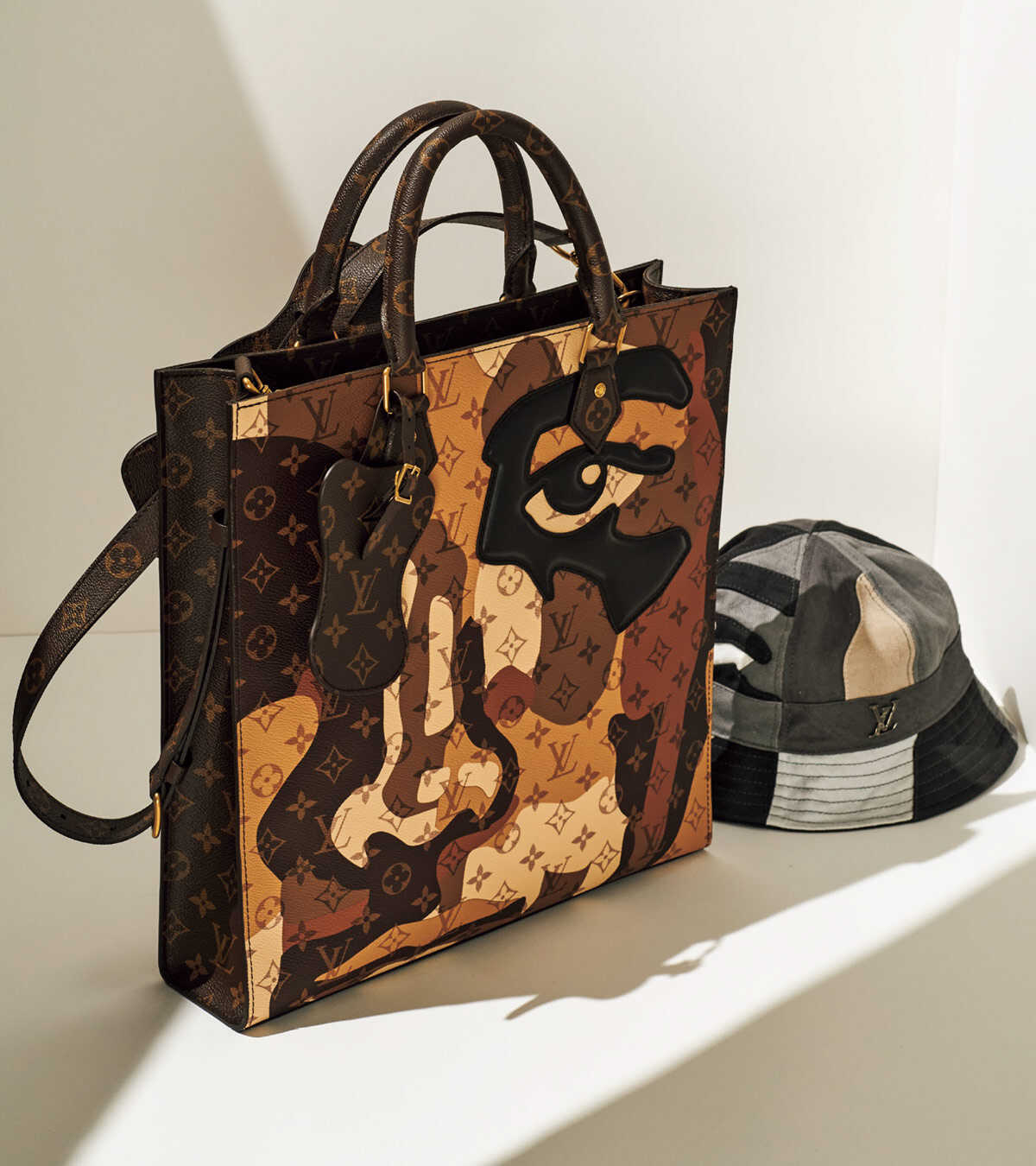 Safari 2023年10月号 Special IssueLOUIS VUITTON 2023 FALL-WINTER BAGS | Fashion  | Safari Online