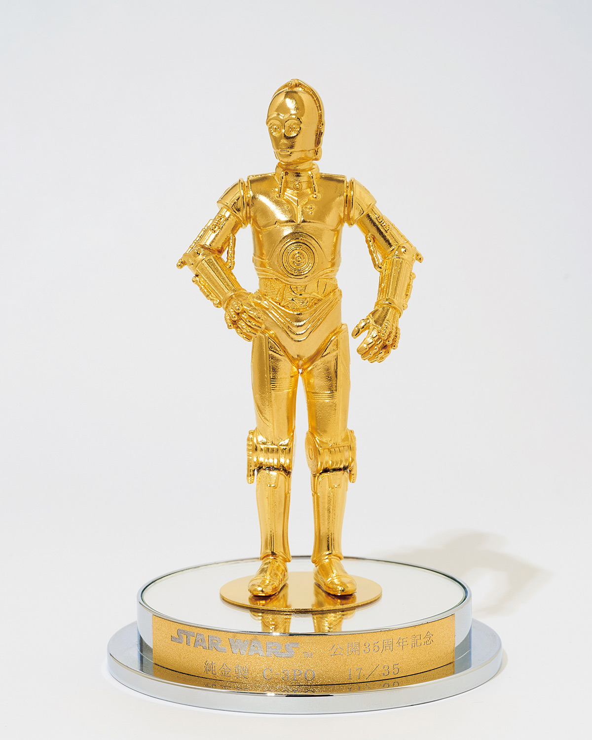 外国人も殺到する専門店で見つけた『スター・ウォーズ』の銀河級レア品