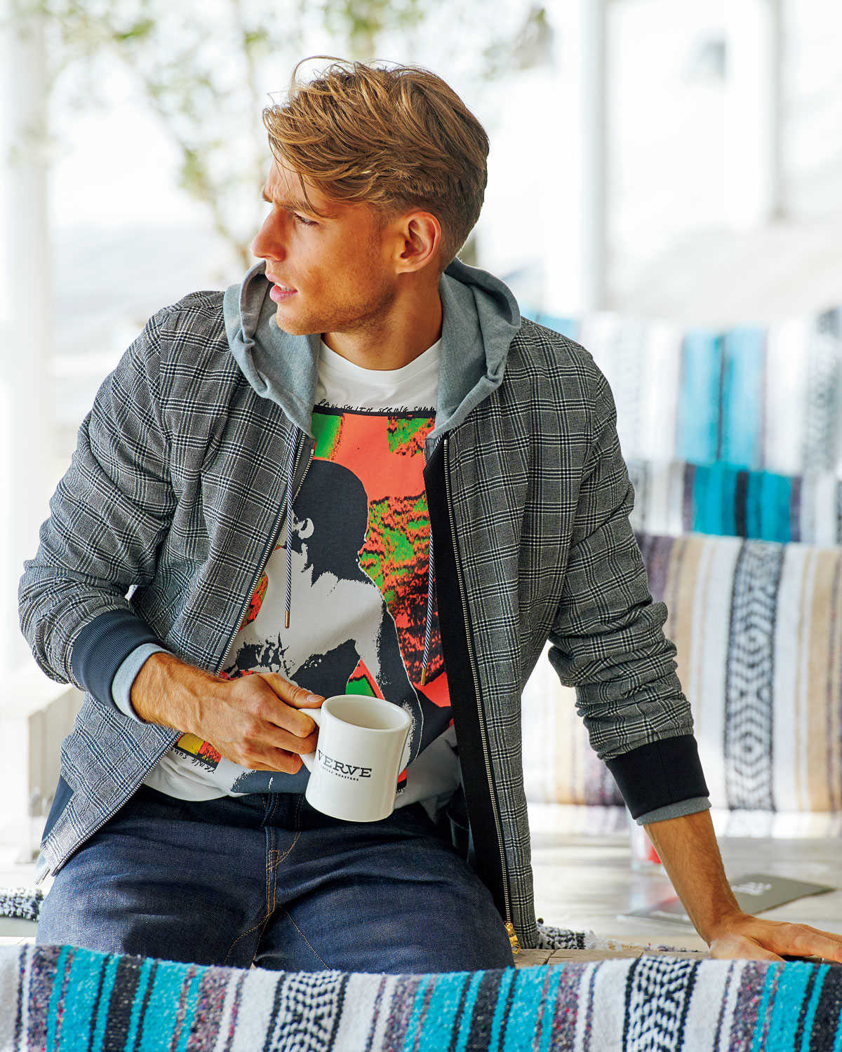 ポール・スミス〉の１着があれば、休日姿もワンランク上に！使えるセットアップで変幻自在な男になる！ | Fashion | Safari Online
