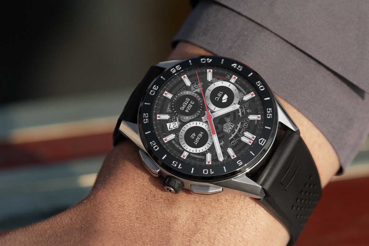 タグホイヤーコネクテッド スマートウォッチ TAG Heuer Connected SAR8A80 - ブランド腕時計