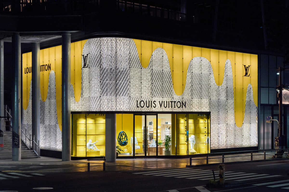 ルイ ヴィトン が 世界初のメンズ旗艦店 を渋谷にオープン Fashion Safari Online
