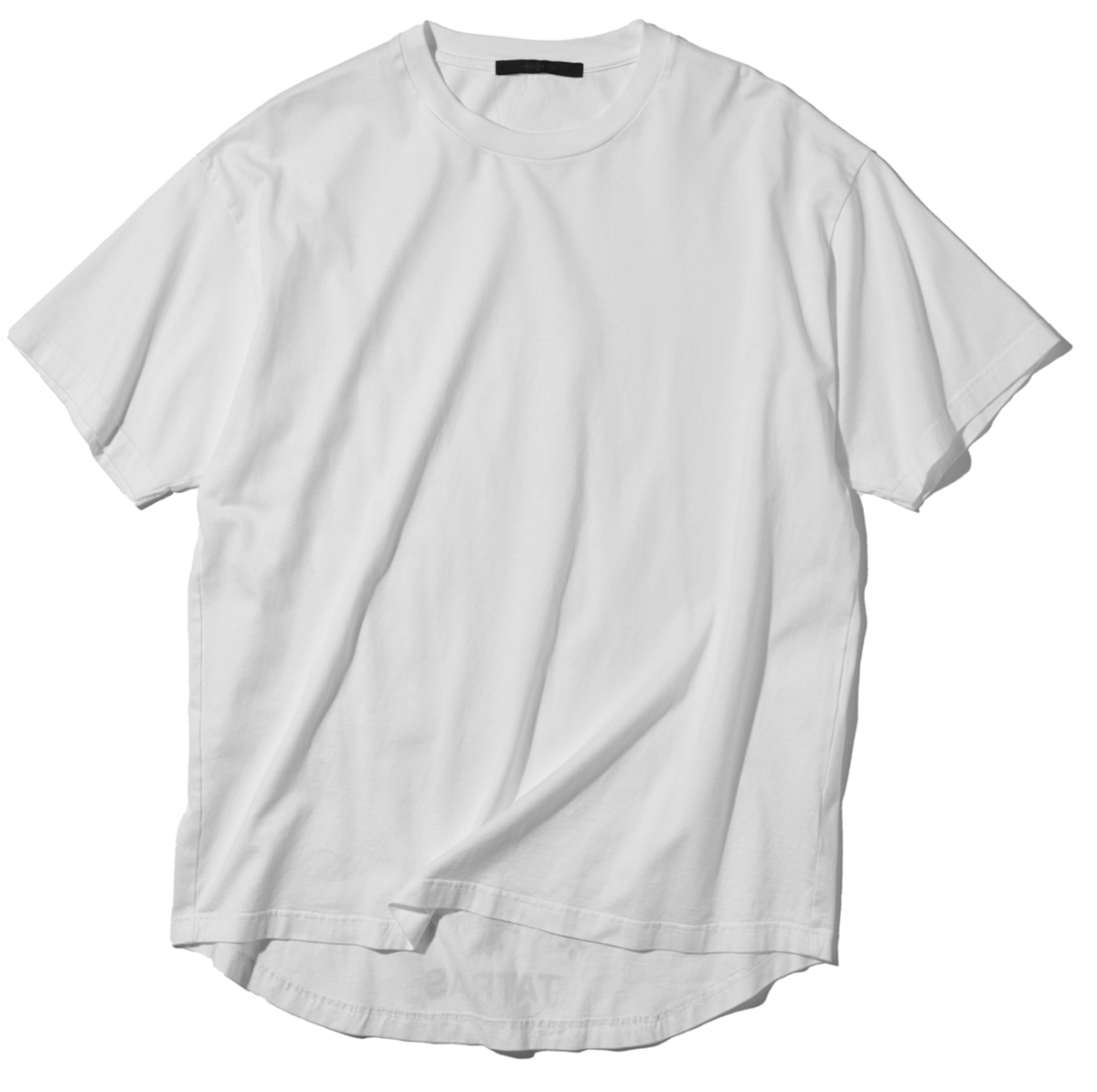 どこが違う？“お洒落度高め”の白Tシャツ５選！