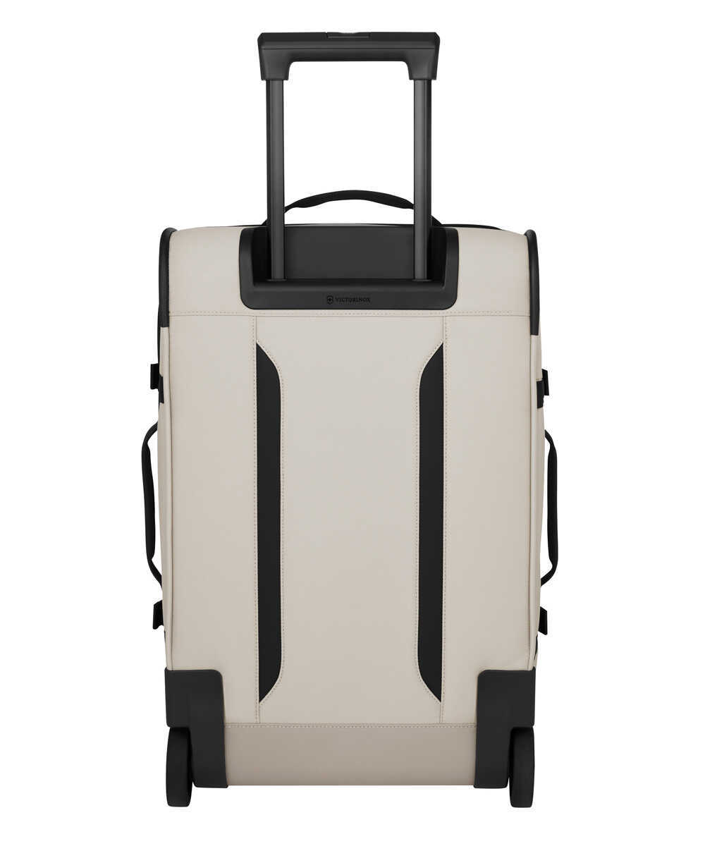 FOCUS BRAND vol.314 スタイリッシュな出張や旅は〈ヴィクトリノックス