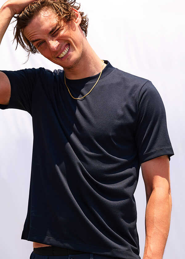 大谷翔平 Tシャツ　XLサイズ　Safari限定 公式通販サイト『Safari Lounge』ですぐに手に入る！【受注期間