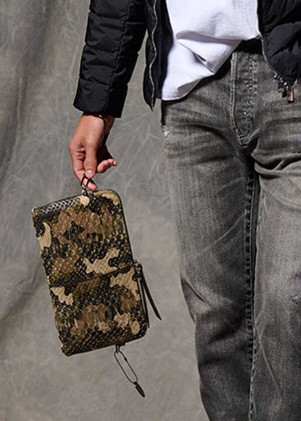 冬コーデを格上げするなら〈ナサミカ〉のエキゾチックレザーで!