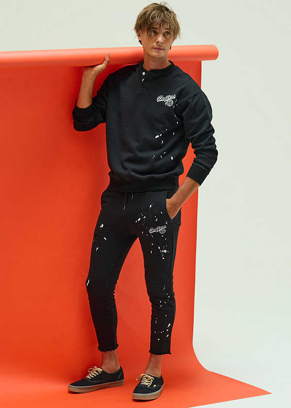 年末年始に重宝確実！ 〈ザ・ダファー・オブ・セントジョージ〉のこなれセットアップ