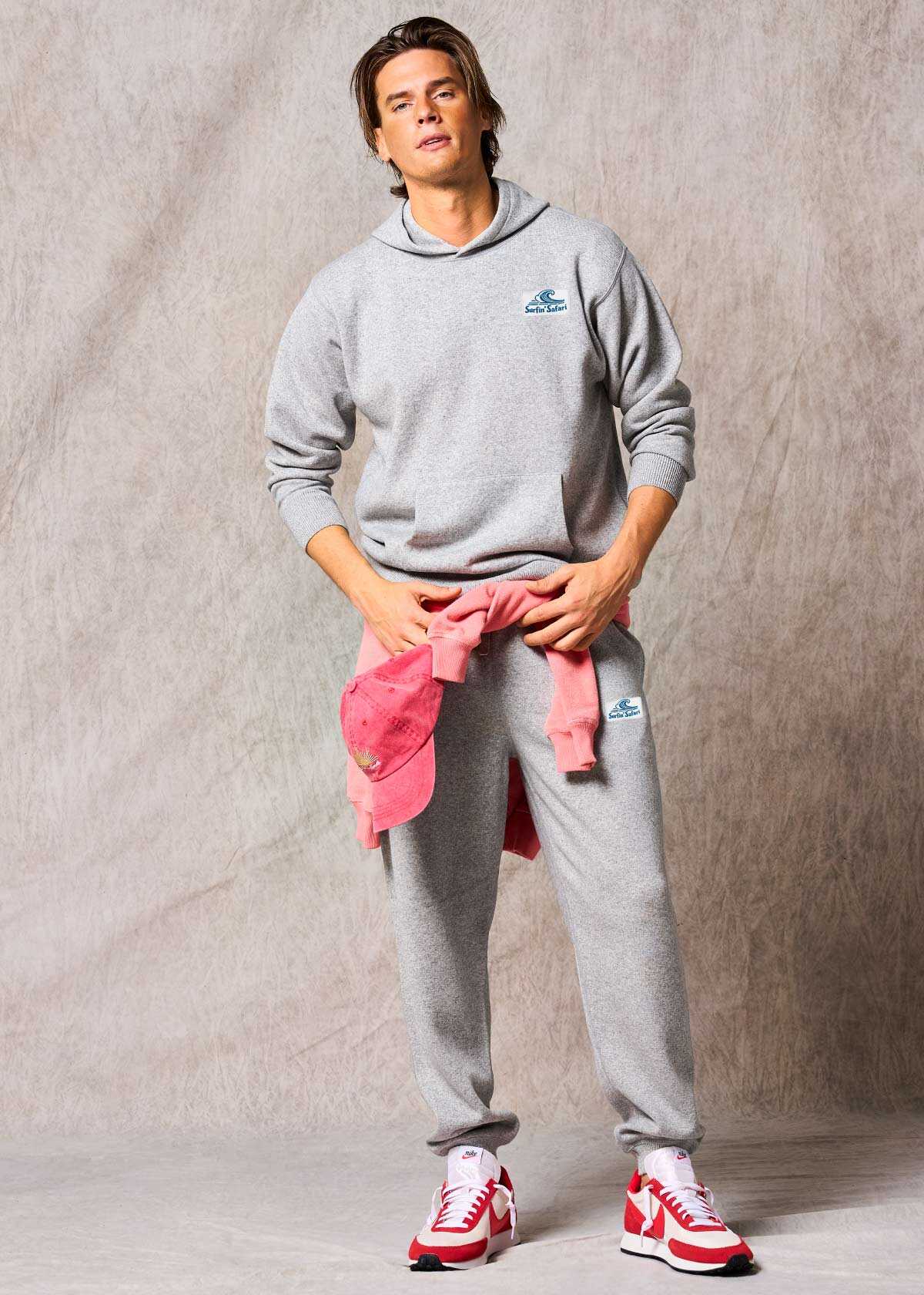 大人の休日に品格を。〈フカキ〉の"とろける"カシミヤセットアップが見逃せない