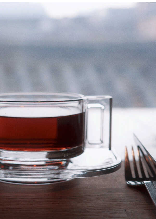 チルタイムに品格を。名作〈アルノグラス〉で作る上質な生活空間