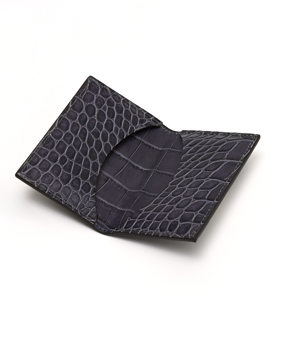 クロコの型押しレザーのイタリア製名刺入れ