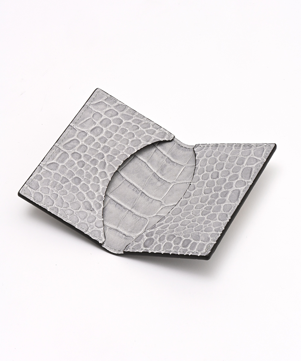 クロコの型押しレザーのイタリア製名刺入れ