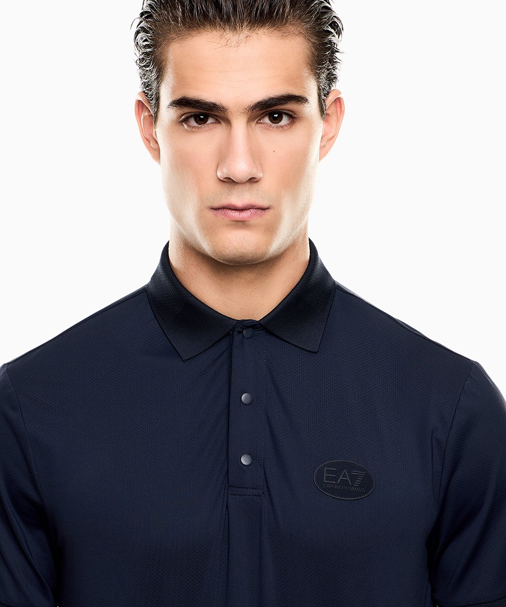 スナップボタン ポロシャツ