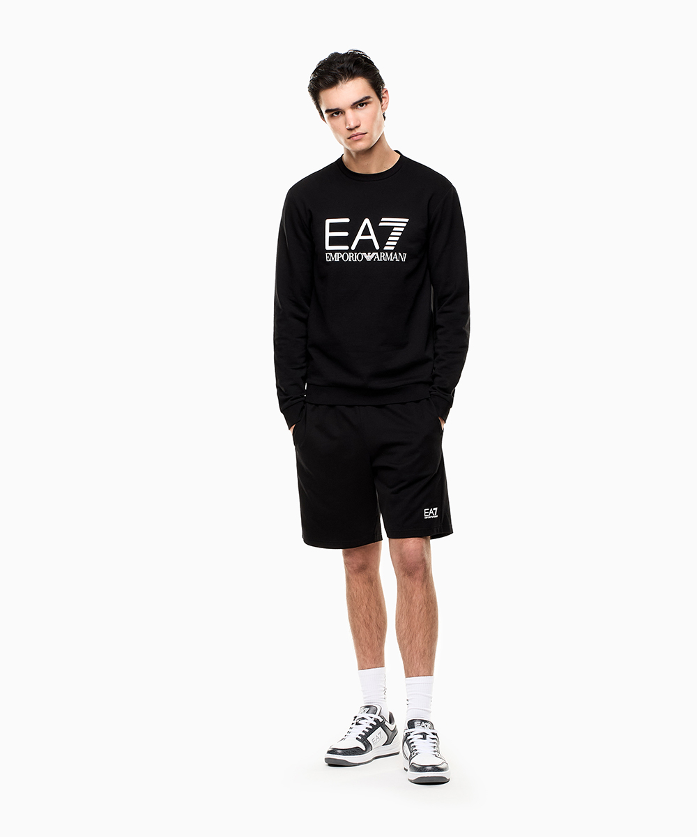 ブランドロゴ入り モノトーン スウェットシャツ