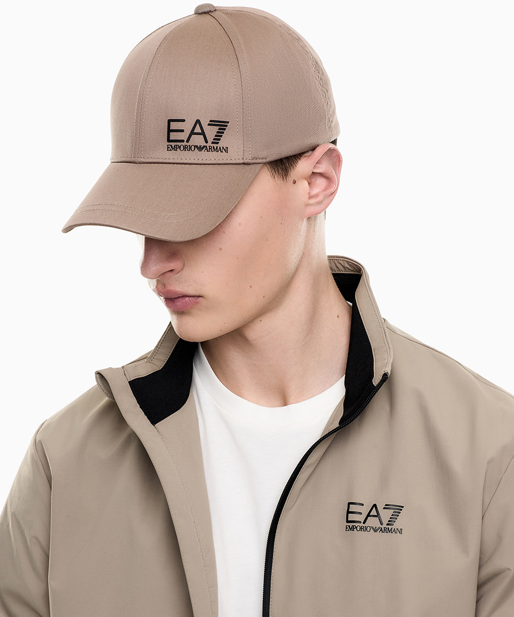 ロゴ入り ベースボールキャップ