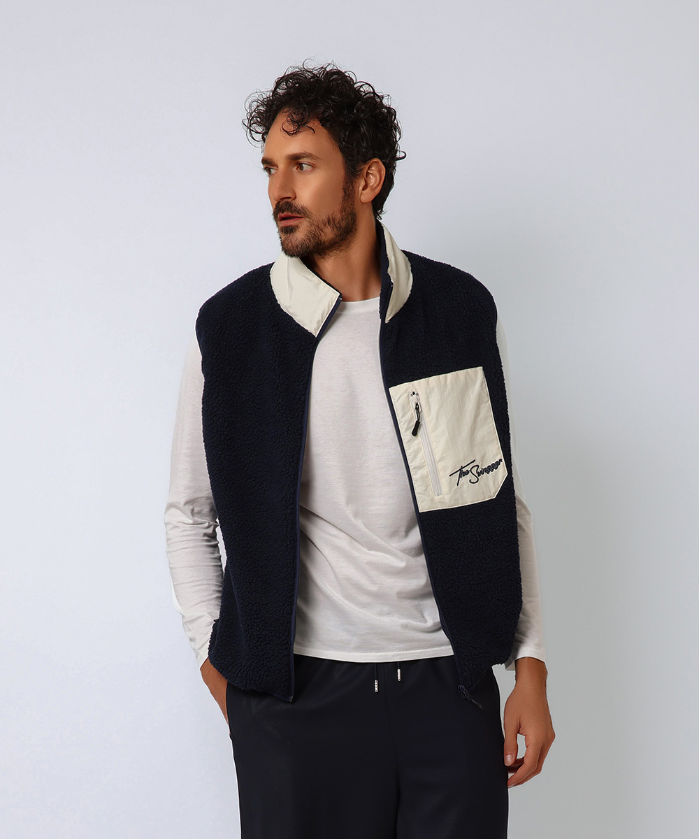 別注限定 ボアフリースロゴ刺繍ベスト | ザ スウィンガー