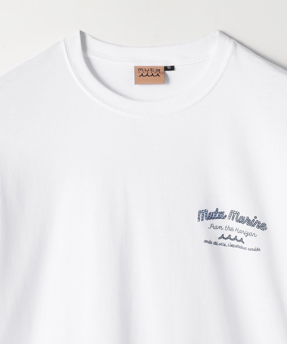 バックプリントTシャツ