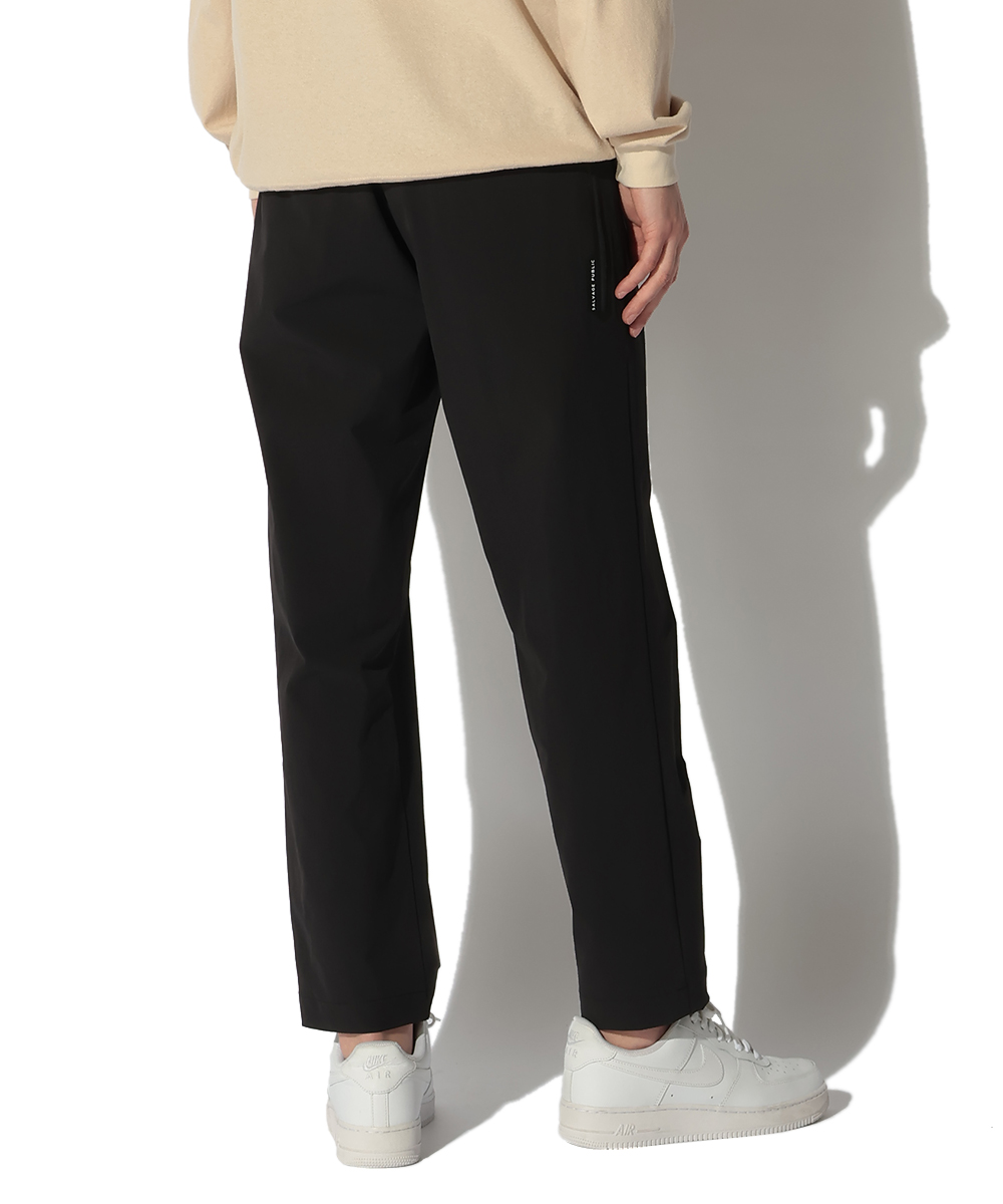 ワカニ トラウザーズ テイパードパンツ